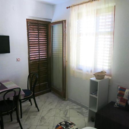 Apartments Delibasic Рогозниця Екстер'єр фото
