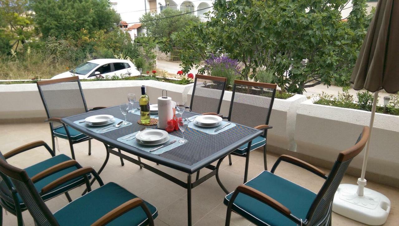 Apartments Delibasic Рогозниця Екстер'єр фото