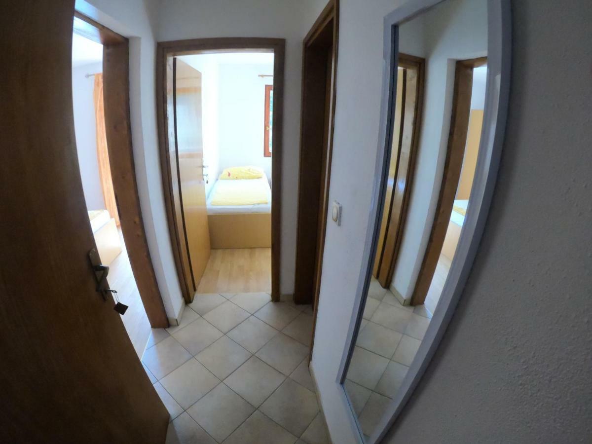 Apartments Delibasic Рогозниця Екстер'єр фото