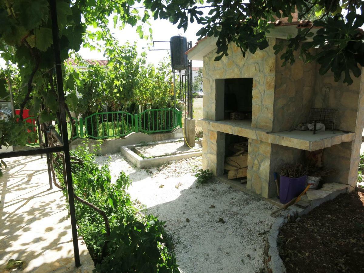 Apartments Delibasic Рогозниця Екстер'єр фото